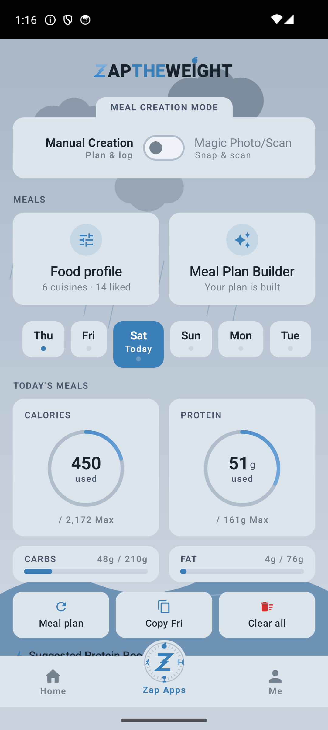 Meals page with meal creation mode, weekly day strip and calorie and protein rings